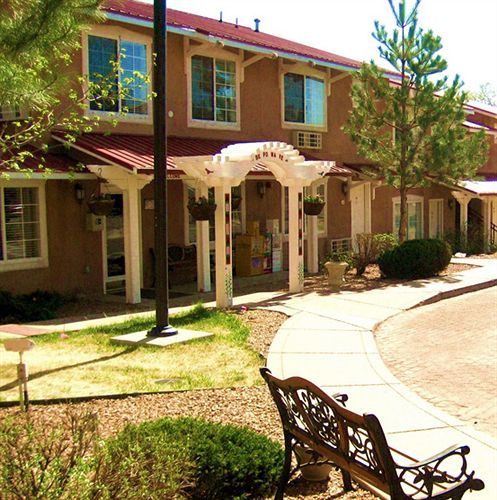 The Santa Fe Suites Exterior foto